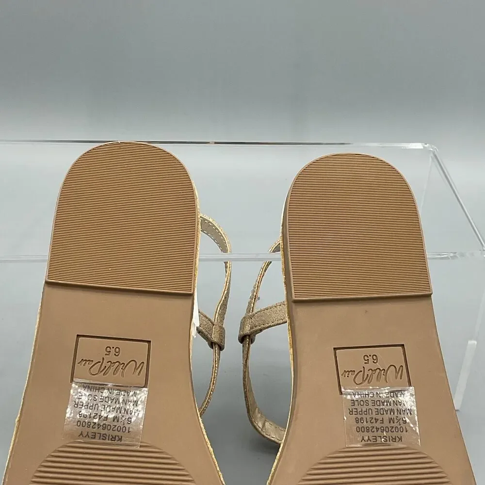 NEW Wild Pair Women’s Krisleyy Thong Sandals Gold Size 6.5M